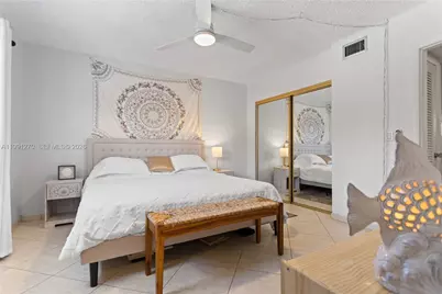 580 Egret Dr #111, Hallandale Beach, FL 33009 - Photo 18