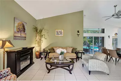 1080 Briar Ridge Rd, Weston, FL 33327 - Photo 8