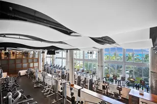 6801 Collins Ave, Miami Beach, FL 33141 - Photo 18