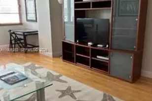 5005 Collins Ave, Miami Beach, FL 33140 - Photo 4