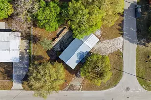 740 Bennett Ave, Labelle, FL 33935 - Photo 32