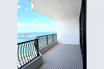 555 NE 15th St #29F, Miami, FL 33132 - Photo 2