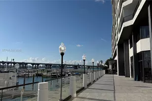 555 NE 15th St, Miami, FL 33132 - Photo 40