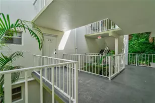 4205 N University Dr, Sunrise, FL 33351 - Photo 1