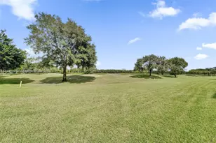 1502 Whitehall Dr, Davie, FL 33324 - Photo 30