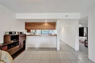 1502 Whitehall Dr, Davie, FL 33324 - Photo 10
