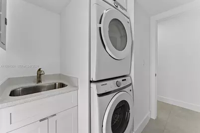 10445 SW 149th Ter, Miami, FL 33176 - Photo 10