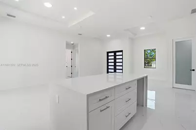 2039 Detroit Dr, Labelle, FL 33935 - Photo 16