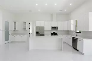 2039 Detroit Dr, Labelle, FL 33935 - Photo 14