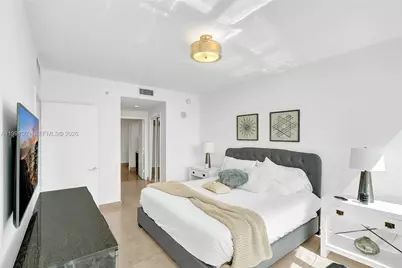 18201 Collins Ave #2007, Sunny Isles Beach, FL 33160 - Photo 20