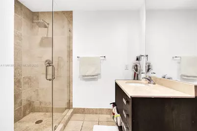 18201 Collins Ave #2007, Sunny Isles Beach, FL 33160 - Photo 44