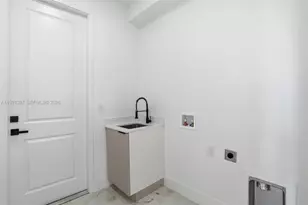 9027 Bamboo Cir, Labelle, FL 33935 - Photo 32