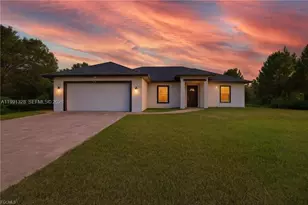 1013 Atherton Ave, Lehigh Acres, FL 33971 - Photo 2