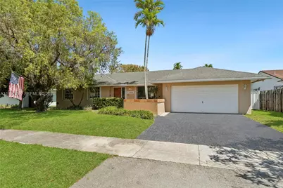 11403 SW 129th Pl, Miami, FL 33186 - Photo 2