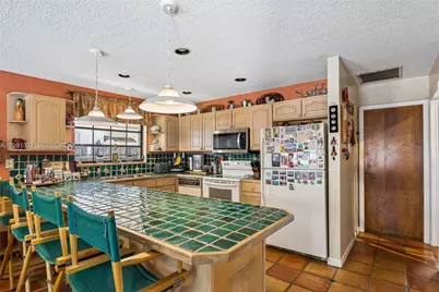 11403 SW 129th Pl, Miami, FL 33186 - Photo 12