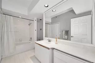 3165 NE 184th St, Aventura, FL 33160 - Photo 26