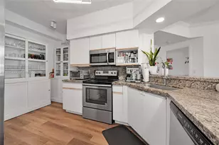 3165 NE 184th St, Aventura, FL 33160 - Photo 10