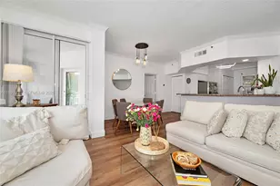 3165 NE 184th St, Aventura, FL 33160 - Photo 18