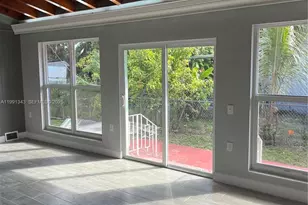 1386 NW 38th St, Miami, FL 33142 - Photo 2