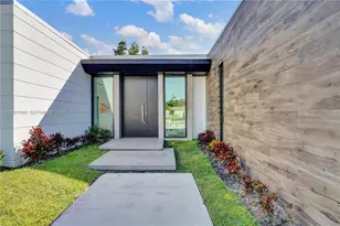 2120 NE 197th Terrace, Miami, FL 33179 - Photo 4