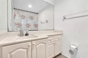 7439 W 22nd Ave, Hialeah, FL 33016 - Photo 10