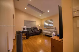 23550 SW 214th Pl, Homestead, FL 33031 - Photo 14