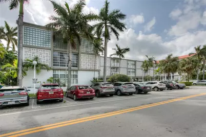 1080 99th St #321, Bay Harbor Islands, FL 33154 - Photo 1