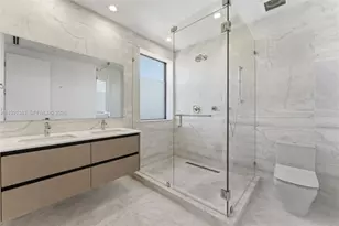 2840 SW 32nd Ct, Miami, FL 33133 - Photo 20