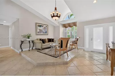 11735 Greenbrier Ln, Coral Springs, FL 33071 - Photo 4