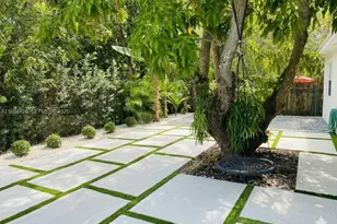 8164 SW 171st St, Palmetto Bay, FL 33157 - Photo 14