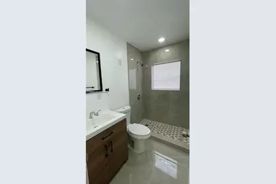 604 Glenn Pkwy, Hollywood, FL 33021 - Photo 4