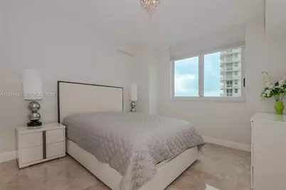 1755 E Hallandale Beach Blvd #1407E, Hallandale Beach, FL 33009 - Photo 10