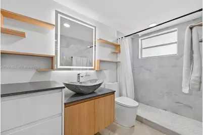 1750 W 46th St #412, Hialeah, FL 33012 - Photo 10