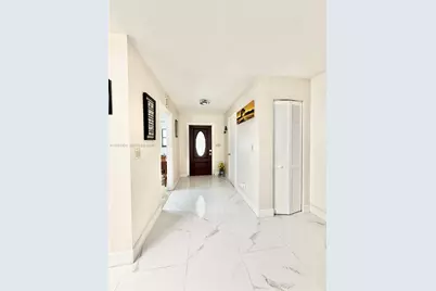 3536 Estepona Ave #21S2, Doral, FL 33178 - Photo 4
