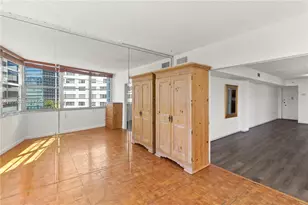 905 Brickell Bay Dr, Miami, FL 33131 - Photo 4