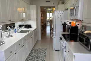 3600 Yacht Club Dr, Aventura, FL 33180 - Photo 10