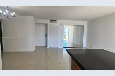 17021 N Bay Rd #1015, Sunny Isles Beach, FL 33160 - Photo 8