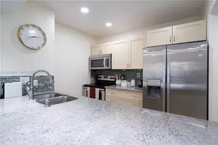 7483 SW 82nd St, Miami, FL 33143 - Photo 4