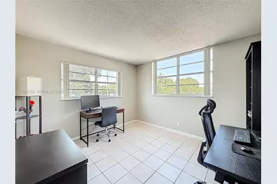 400 SE 10th St #218, Deerfield Beach, FL 33441 - Photo 14