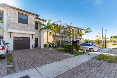 24900 SW 107th Ct, Homestead, FL 33032 - Photo 4