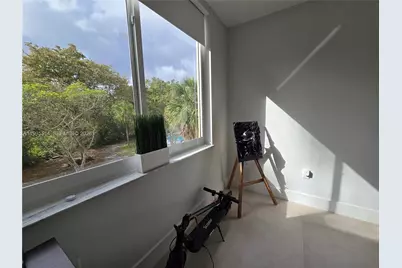 17890 W Dixie Hwy #307, North Miami Beach, FL 33160 - Photo 46