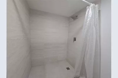 17890 W Dixie Hwy #307, North Miami Beach, FL 33160 - Photo 70