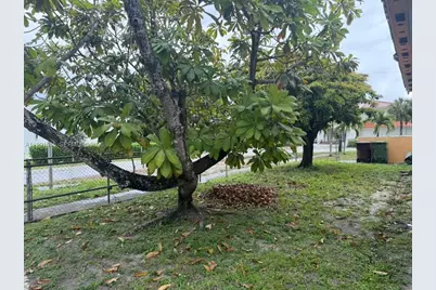 4470 W 1st Ave, Hialeah, FL 33012 - Photo 18