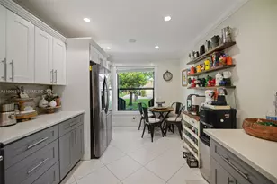 6183 Pine Tree Ln, Tamarac, FL 33319 - Photo 12
