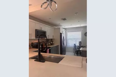 6183 Pine Tree Ln Unit B, Tamarac, FL 33319 - Photo 16