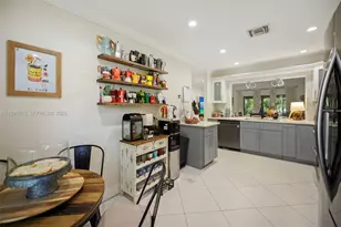 6183 Pine Tree Ln, Tamarac, FL 33319 - Photo 14