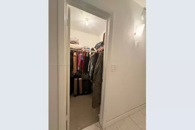 18707 NE 2nd Ave #919, Miami, FL 33179 - Photo 6