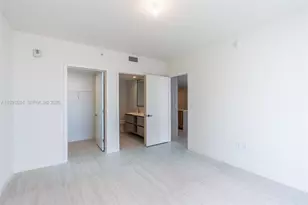 77 SE 5th St, Miami, FL 33131 - Photo 70