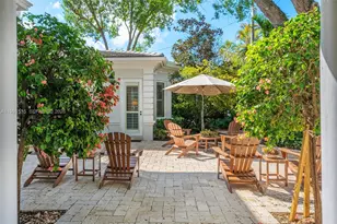 6900 Altamira St, Coral Gables, FL 33146 - Photo 14