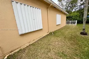 10261 NW 54th Pl, Coral Springs, FL 33076 - Photo 28